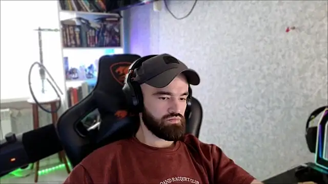 Chat +18 de _Serious_Man ao vivo
