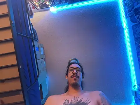 Chat XXX en directo de bigdickkane300