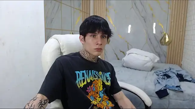 Онлайн чат XXX Cry_thereal