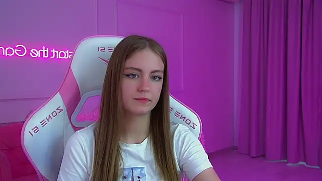 SofiaSarvains Chat XXX in diretta