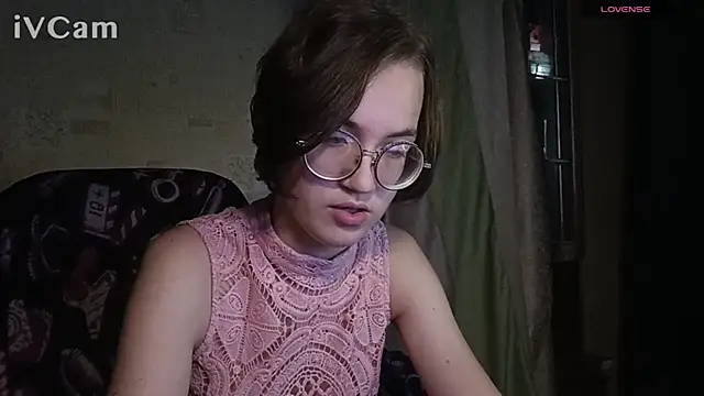 Chat +18 de Alessa_Kiss ao vivo