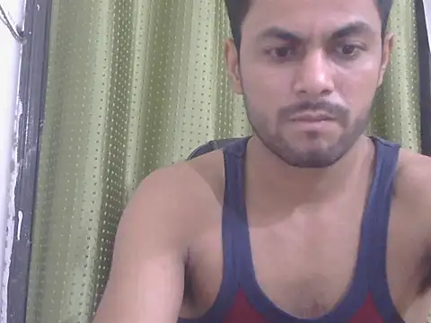 Chatroom XXX en direct de Stubborndesiboy