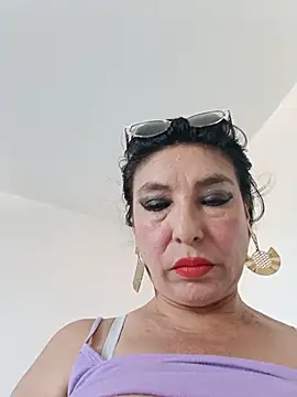 katysquirtdirty's Live XXX Chat