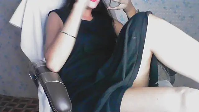 collage_hoty's Live XXX Chat