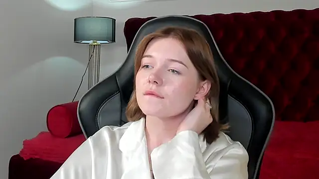 ElinaVale's Live XXX Chat