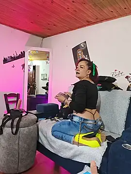 keila_j – Live XXX-chat