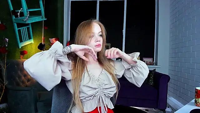 AmyNox Adlı Modelin Canlı XXX Sohbeti