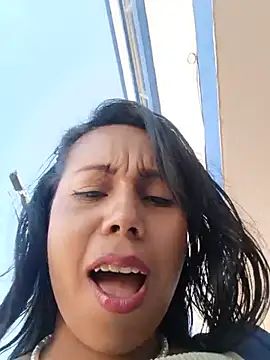 _andrea30 élő XXX-chatje