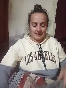Chat +18 de YeneFantasy2 ao vivo
