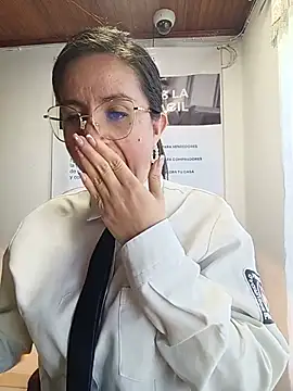 Valentina--1 Chat XXX in diretta