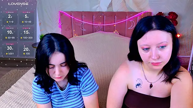 RuthHalll élő XXX-chatje