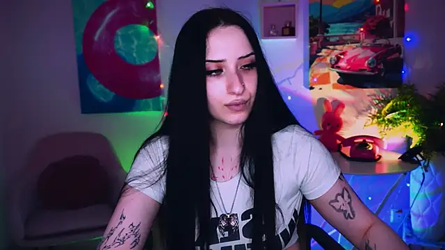 Chat XXX en directo de MonicaLowes