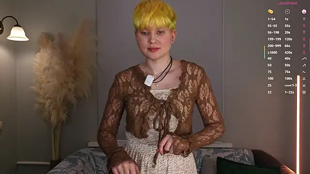 CherrryMuse's Live XXX Chat