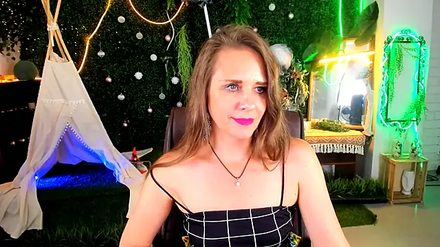 EmiliaBedyn Live XXX chat