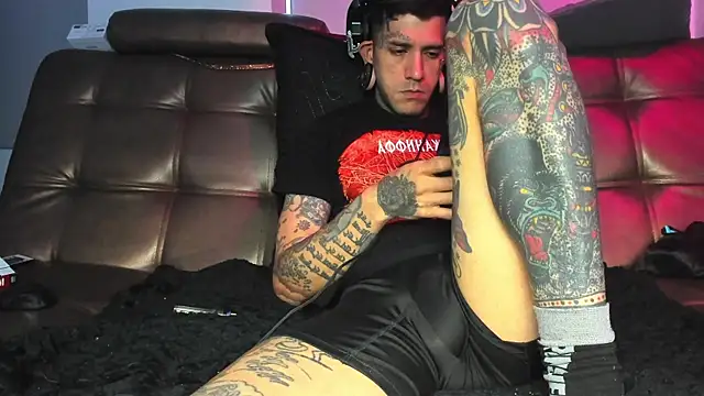 jhonny__ackerman's Live XXX Chat