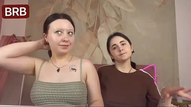 RuthHalll élő XXX-chatje