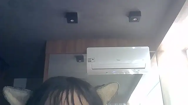 SkinnyKitten 即時 XXX 聊天