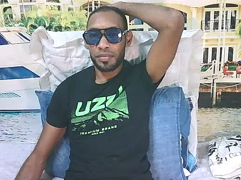 Chat XXX ao vivo de IndianMagicMike