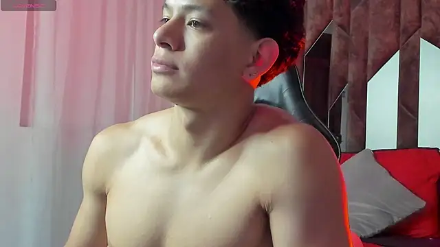 TonyPetrovjs 现场XXX聊天