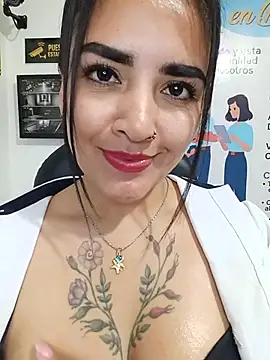 MAYE__13 Live XXX-chat