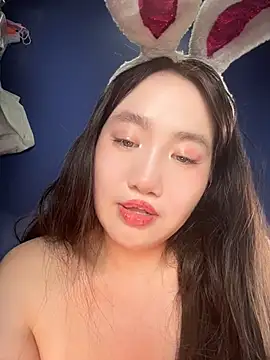 Živý XXX chat Asianpie_
