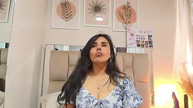_Marcela__ 라이브 XXX 채팅