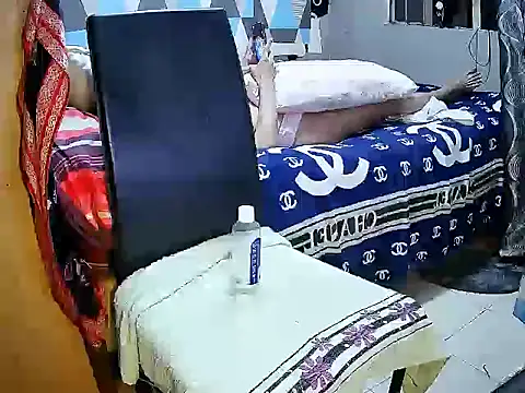 Trish_CurveCock 라이브 XXX 채팅