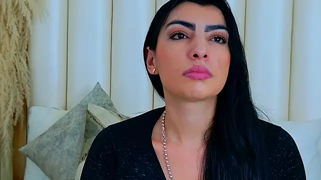 NinnaPiers' Live XXX Chat