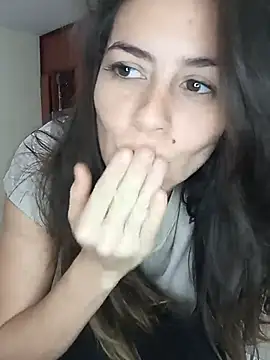 Chat XXX en directo de Hanny_24