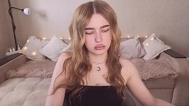 ViolettaLopez's Live XXX Chat