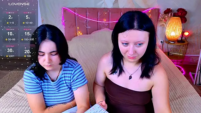 Chatroom XXX en direct de RuthHalll