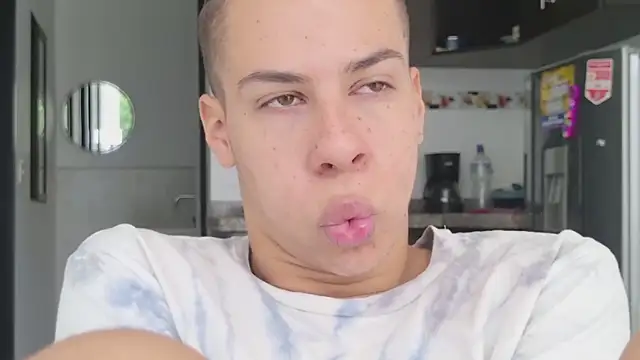 grey___27's Live XXX Chat