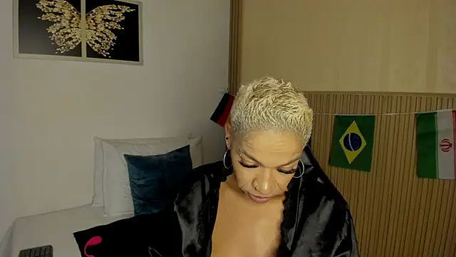 summer_night_'s Live XXX Chat
