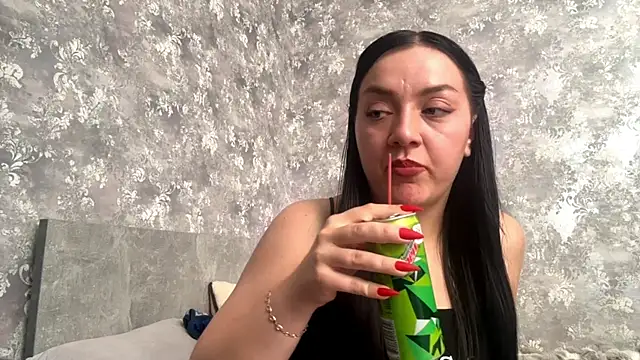 VivienneMince's Live XXX Chat