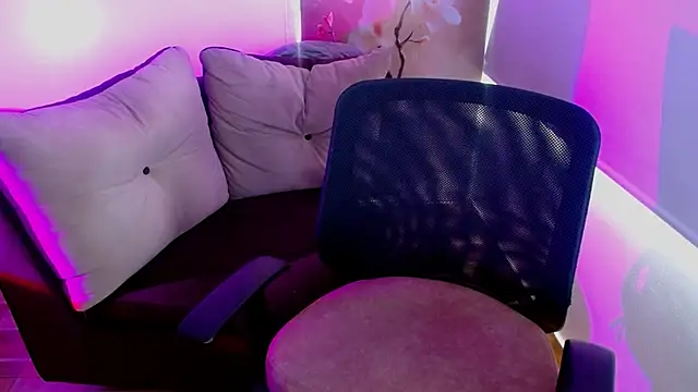 צ'אט XXX בשידור חי של milfrousse