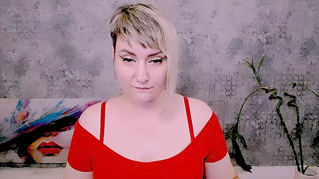 Djullia's Live XXX Chat