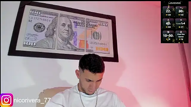 Živý XXX chat nico_rivera