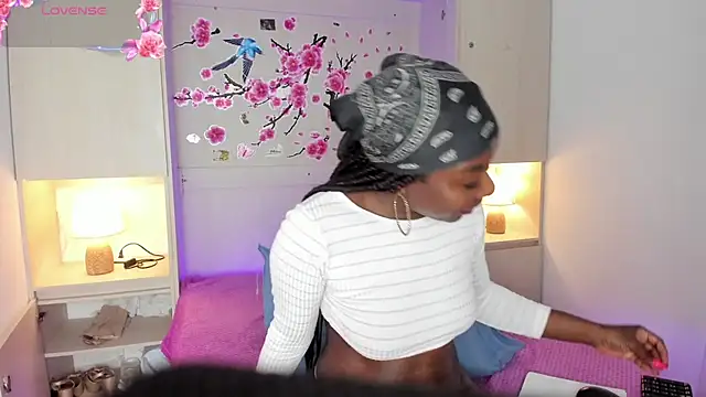 Chat +18 de TaylorBloom ao vivo