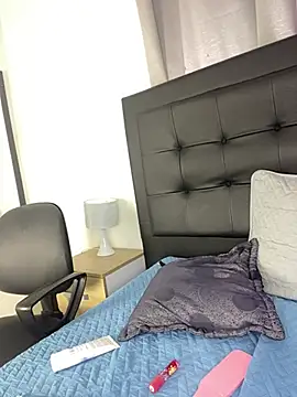 Lyn_pamplon Adlı Modelin Canlı XXX Sohbeti