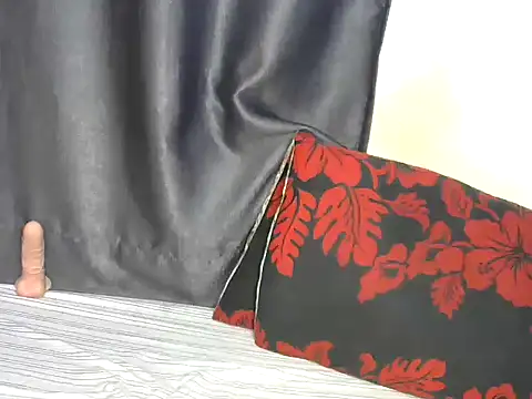 Naughtyie's Live XXX Chat