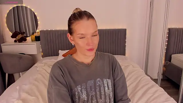 CassieRayss Live XXX-chat
