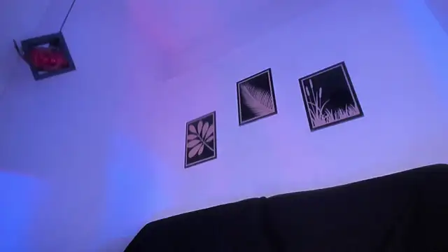Онлайн чат XXX criss_zuri