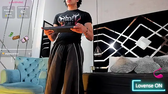 Онлайн чат XXX JayTaylorr