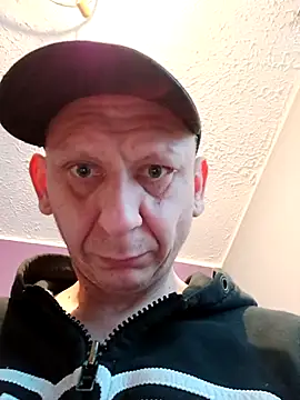 Chat +18 de Tom4Womans ao vivo