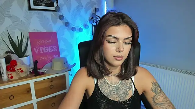 Nova_SIN – Live XXX-chat