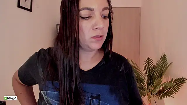 urcute_kitten élő XXX-chatje