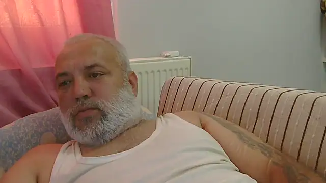husoizmir's Live XXX Chat