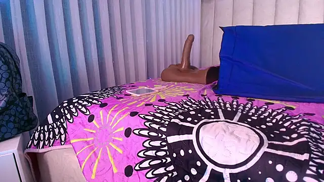 celeste_moonx's Live XXX Chat