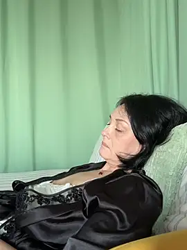 HotyEmily's Live XXX Chat