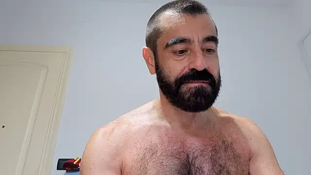 hairycerberus Live XXX-Chat
